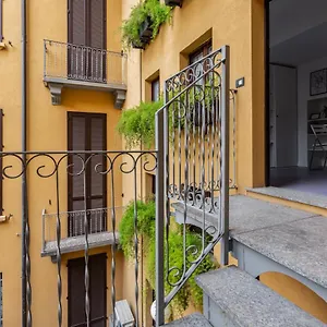 Central Studio Apts Milano-corso Magenta Lägenhet