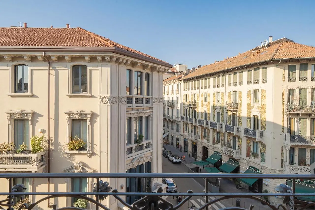 Private Room And Bathroom Porta Venezia Milano İtalya